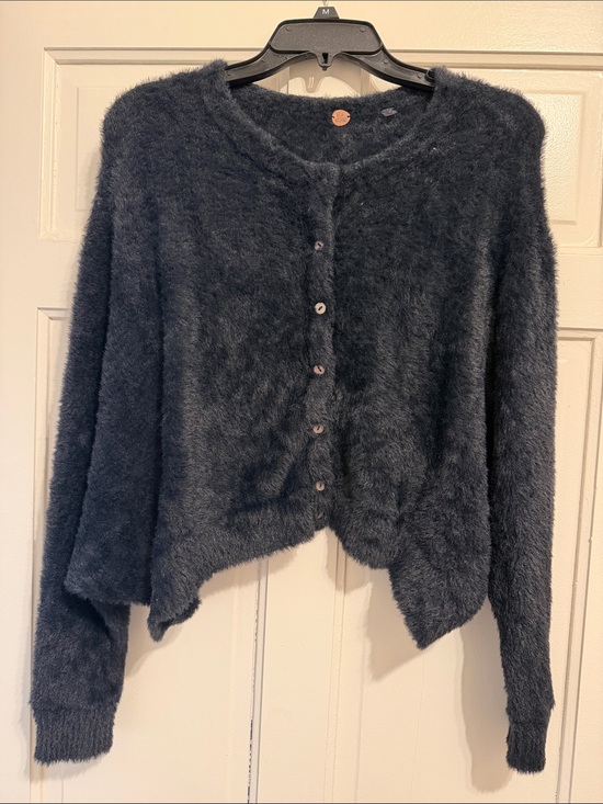Free People Sweaters - FREE PEOPLE one fuzzy cardigan